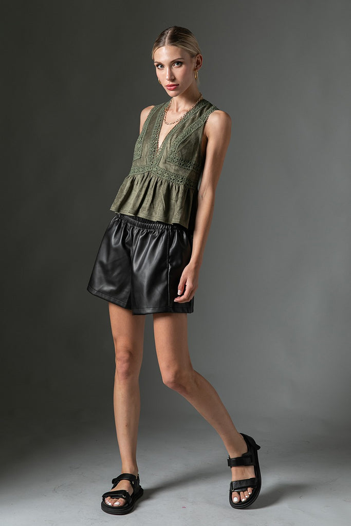 FALL IN LOVE FAUX LEATHER SHORTS (BLACK AND CARAMEL)